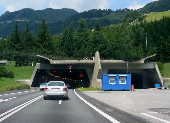Тунел под Шипка