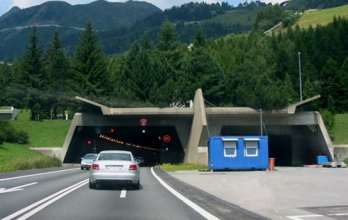 Тунел под Шипка